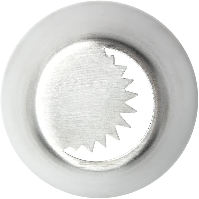 Restaurantware-Russian Piping Tip, 1 Petal Cake Decor Piping Tip - #46, Corrosion-Resistant, Stainless Steel Decorating Tip For Frosting, Dishwashable, Decorate Cupcakes, Cakes, or Cookies