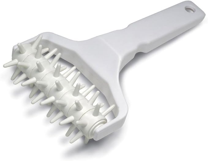 i Kito Plastic Pizza Pie Pastry Dough Docker Pizza Roller Dough Pitter Baking Tool