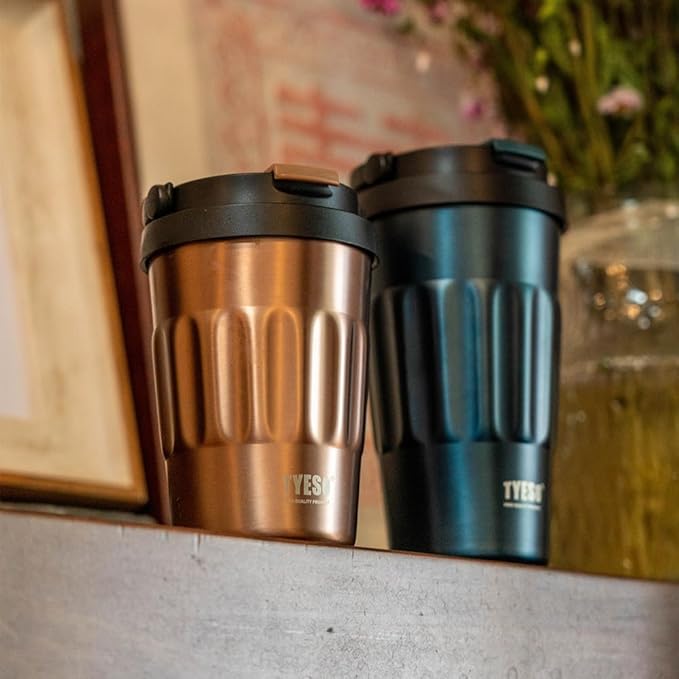 TYESO Stainless Steel Portable Tumbler with Flip Lid,Travel Mug with Concealed Carry Handle, Leakproof Insulated Coffee Cup (GREEN, 13 OZ)