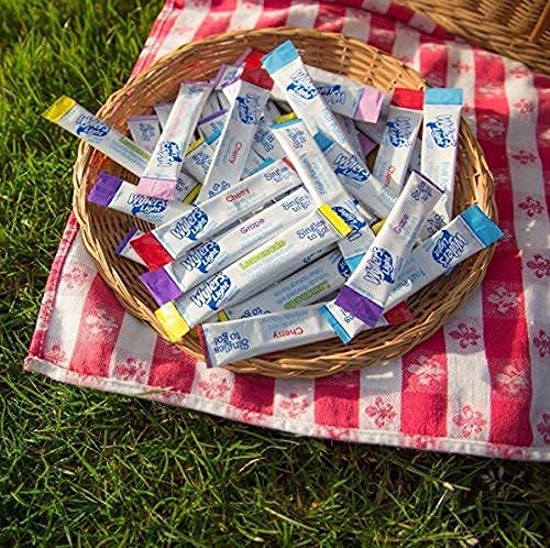 Wyler's Light Singles To Go Powder Packets, Water Drink Mix, Raspberry Lemonade, 96 Single Servings (Pack of 12)