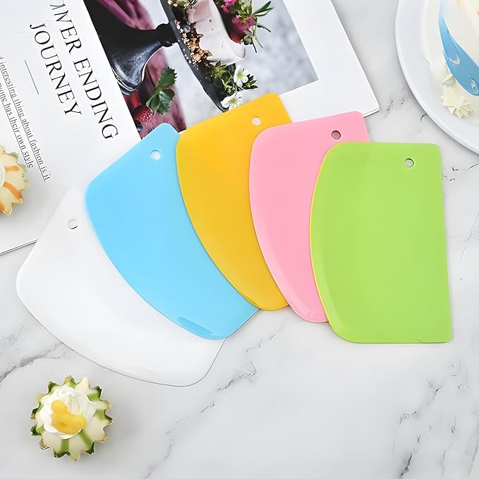 7PCS Dough Scraper Set, Plastic Bench Scraper, Multipurpose Bowl Scraper for Kitchen, Baking, Cake, Bread, Pizza, Pastry