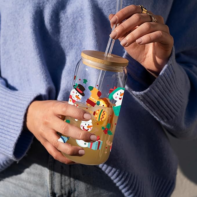 Christmas Snowman Glass, 16 Oz Winter Iced Coffee Glass with Straw and Lid, Winter Snowman Themed Perfect for Christmas and Holiday Celebration Decorations (One)