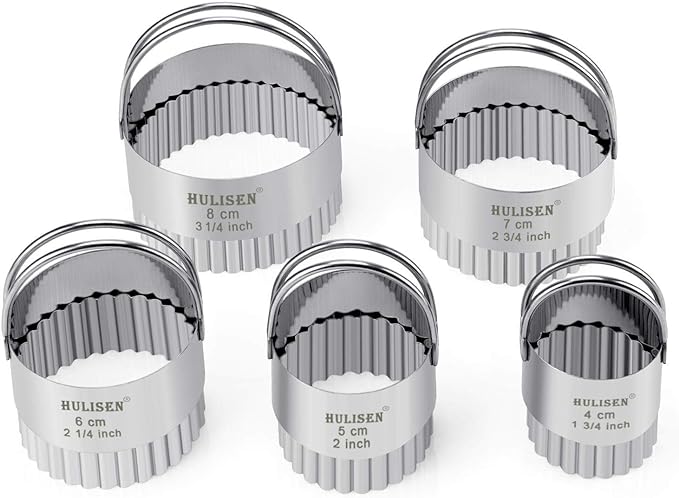 HULISEN Biscuit Cutter Set (5 Pieces/Set), Stainless Steel Round Biscuit Cutters with Handle, Wave Cookies Cutter with Fluted Edge, Professional Baking Dough Tools, Gift Package (Wave)