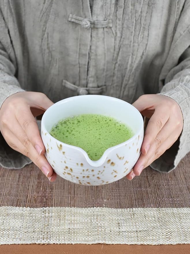 Artcome Matcha Tea Set - Ceramic Matcha Bowl with Pouring Spout, Bamboo Whisk, Whisk Holder, Tea Scoop & Matcha Manual – Complete Traditional Japanese Tea Ceremony Kit for Home, Office, or Gift, Brown