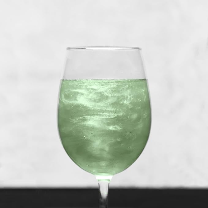 Bakell - Soft Green Tinker Dust (4g, 1x Mini Spray Pump) Edible Glitter for Food, Desserts, and Beverages!