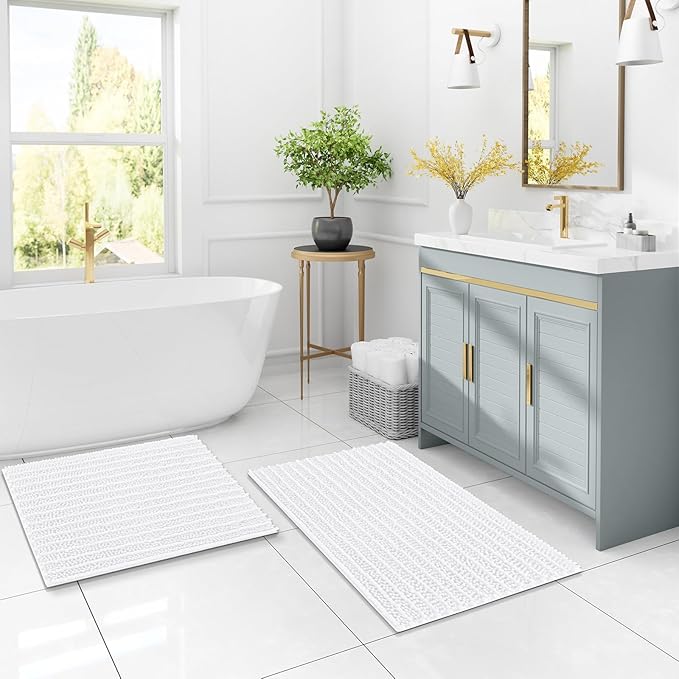 Arotive Luxury Chenille Bathroom Rug Mat, Extra Soft Thick Absorbent Shaggy Bath Rugs, Non-Slip Machine Wash Dry, Plush Bath Mats for Bathroom, Shower and Tub, 45x27, White
