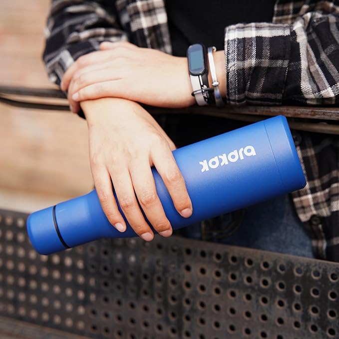 BJPKPK 25oz Insulated Water Bottle Double Wall Vacuum Insulated Stainless Steel Water Bottles for Spots Keep Cold and Hot,Sea Blue