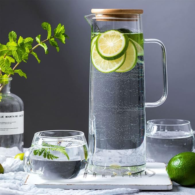 hjn Glass Pitcher with Lid Glass Water Carafe with Handle, Fridge Water Jug Cold or Hot Beverages, Iced Tea, Milk, Juice 1500ml/51oz & bamboo lid