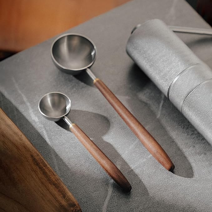Coffee Spoon - Vintage Walnut Wood Handle, Stainless Steel Coffee Scoop ，Stainless Steel Tea Scoopand Seasoning Spoons (1, Silver, 10g Capacity)