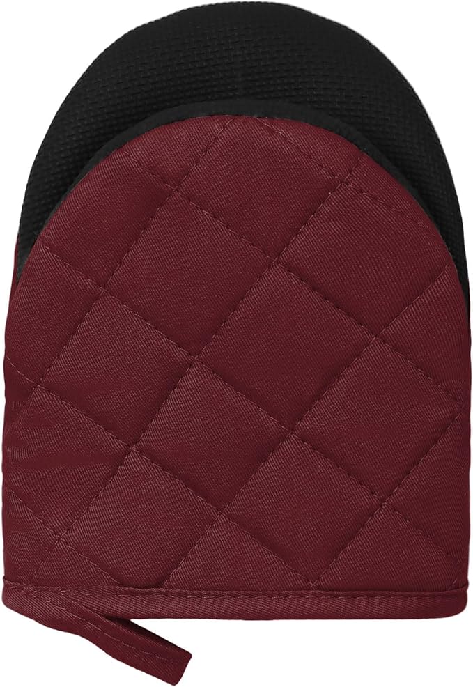 1 Pair Short Oven Mitts, Heat Resistant Silicone Kitchen Mini Oven Mitts for 500 Degrees, Non-Slip Grip Surfaces and Hanging Loop Gloves, Baking Grilling Barbecue Microwave Machine Washable