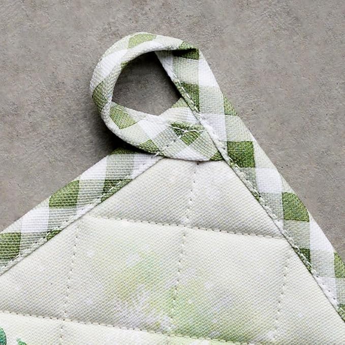 Maison d' Hermine Pot Holders Set 100% Cotton Heat Resistant Potholders 8" x 8" Hot Pads with Loop BBQ, Cooking, Baking, Grilling, Kitchen, Handling Hot Pans (Pack of 2, Winter Mornings)