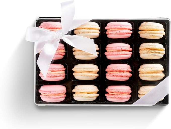 Pastry Chef's Boutique - Clear and Black Base Plastic French Macarons Small Gift Display Boxes - Holds 16 Macarons - Cavity Size 1.76'' x 1'' - Pack of 12