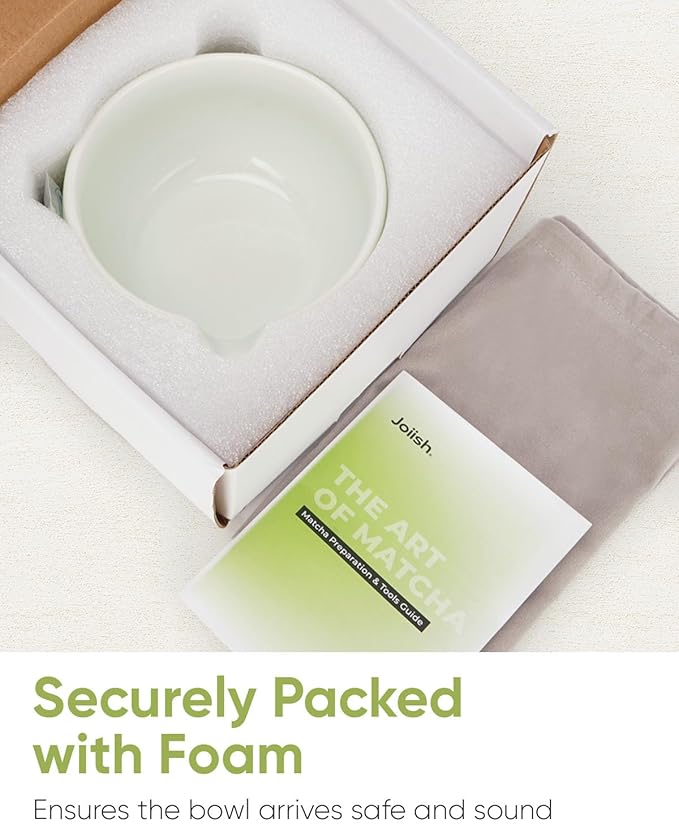 Traditional Matcha Bowl with Spout, Ceramic Matcha Tea Bowl (Chawan), Matcha Mixing Bowl for Whisking Matcha, Light Green (18 Ounce)