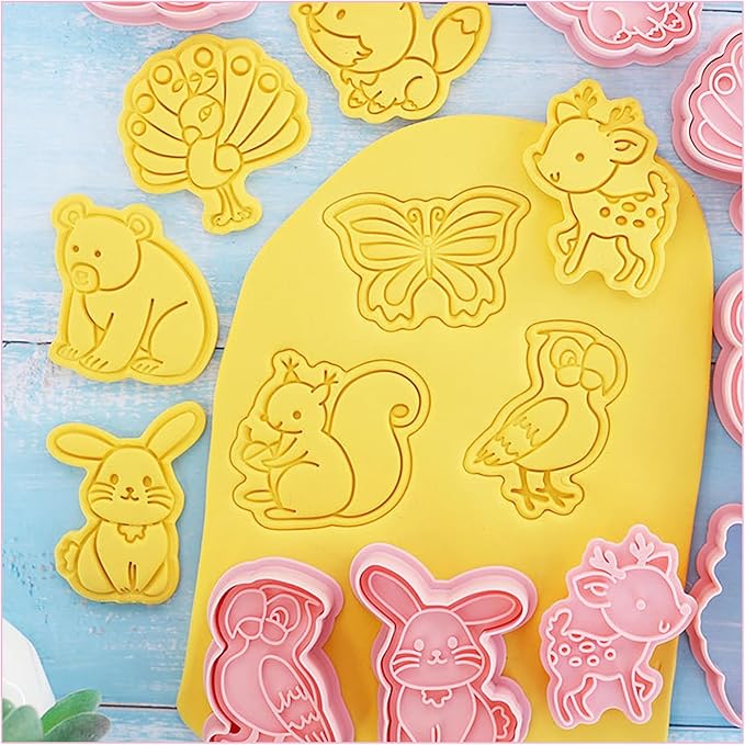 16pcs Animal Cookie Cutter Stamps Set, Lion, Panda, Forest Themed Plunger Stampers for Baking, Plastic Biscuit Molds for DIY Cookies, Cake Decor(J16)