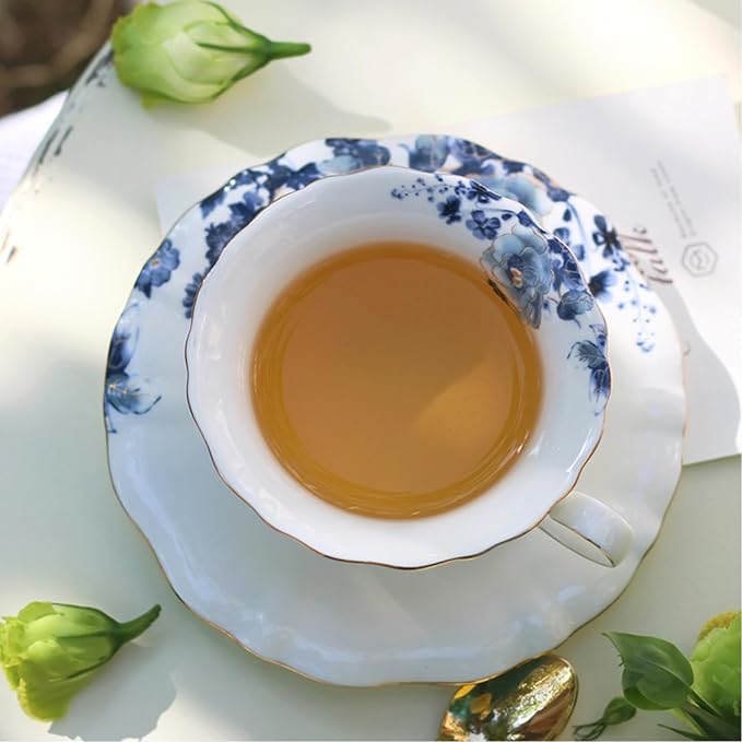 21-Piece Bone China Tea Set for Adults, Blue and White Porcelain Tea Set for 6, Vintage Floral Tea Cup Set With Teapot, Tea Party Sets for Women Gift