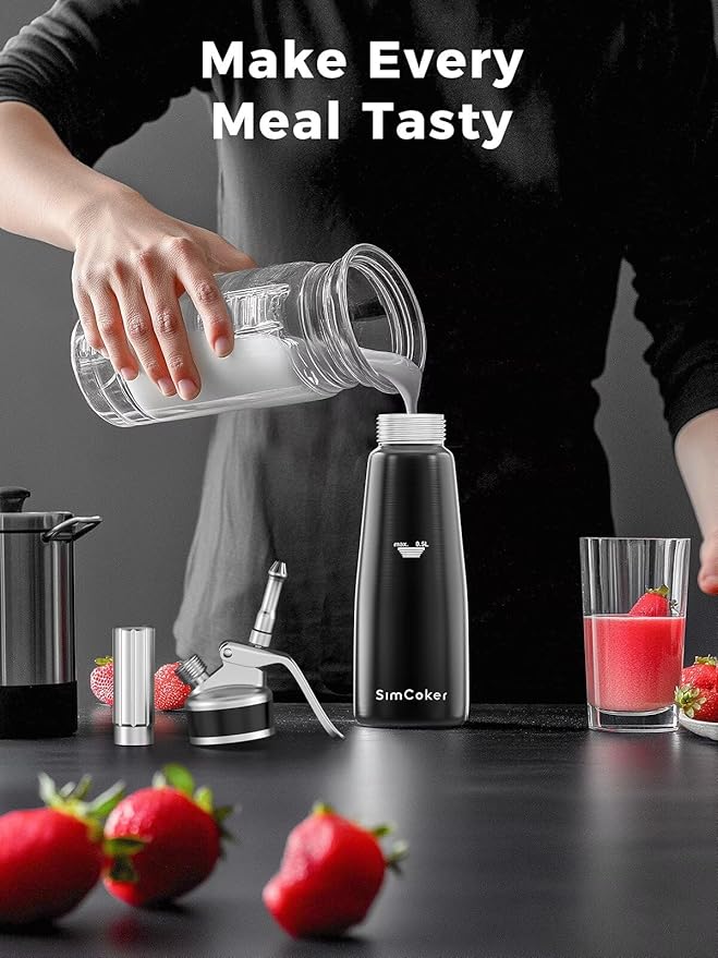 Professional Aluminum Whipped Cream Dispenser – 500 mL / 1 Pint, Includes 3 Decorating Nozzles, Cleaning Brush & Storage Bag – Ideal for Desserts, Coffee & Pastries (N₂O Chargers Not Included)
