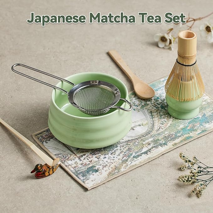 Japanese matcha set, matcha whisk and bowl, matcha sieve, matcha whisk holder, and matcha spoon - 8pcs Matcha Set (green)