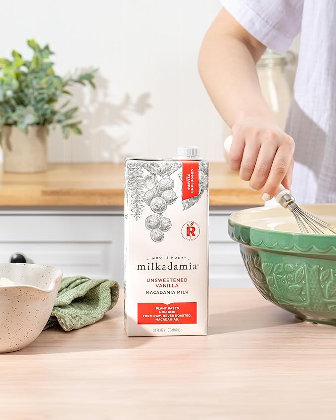 milkadamia Macadamia Milk - Unsweetened Vanilla - 32 Fl Oz (Pack of 6) - Lactose Free, Vegan, Shelf Stable, Plant Based, Non Dairy, Dairy Free