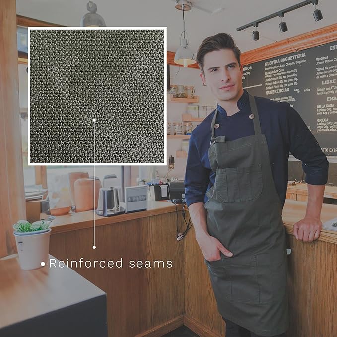 | Green Verona Gabardine Apron – Design for Men and women with neck adjuster, Anti-lint fabric with large pockets. For kitchen work, Chef.
