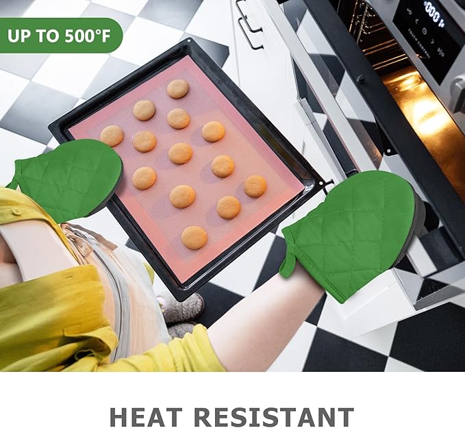 1 Pair Short Oven Mitts - Silicone Kitchen Oven Gloves High Heat Resistant 500℉, Mini Oven Mits with Non-Slip Grip Surfaces and Hanging Loop for BBQ, Baking, Cooking and Grilling (Green)