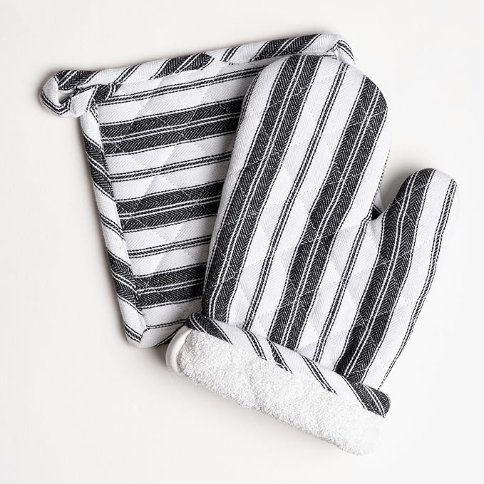 1 Oven Mitt, 1 PotHolder & 1 Kitchen Apron Set - Durable Heat Resistant Gloves - Thick Mittens for Kitchen - Suitable for Cooking, Baking, Grilling – for Men & Women – Black Stripes - Casa De Lan