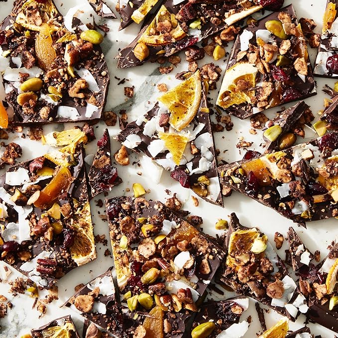 Struesli Cacao + Coffee Organic Granola, Grain & Gluten Free, Healthy Snacks with Cacao, Coffee, Tiger Nuts, Pecans, Walnuts, Hemp Hearts & Coconut Flakes, Plant Based, Keto & Paleo Friendly, 9 Oz